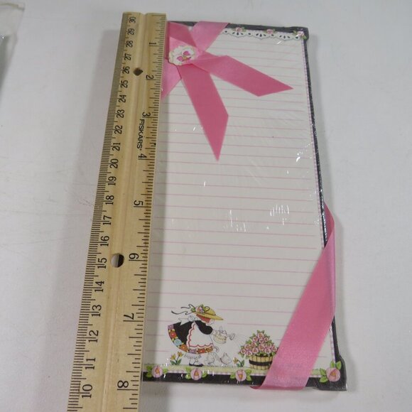 Mary Engelbreit Note Pad with Magnet & Ergonomic Ink Pen Studio 18 - Picture 6 of 8